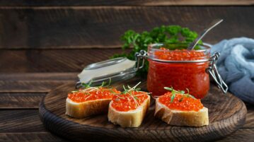 Pourquoi le caviar est-il un produit de luxe si coûteux ?