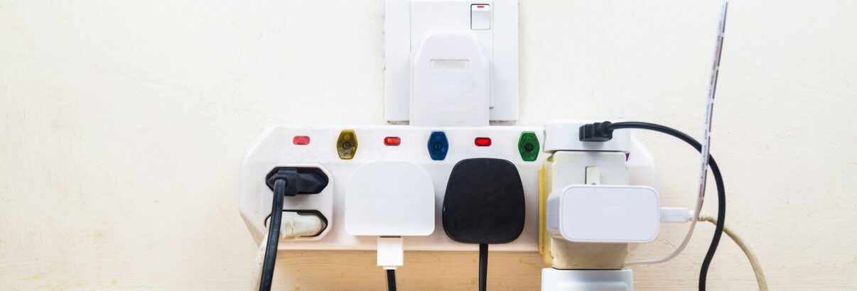 6 astuces incontournables pour utiliser une multiprise en toute sécurité
