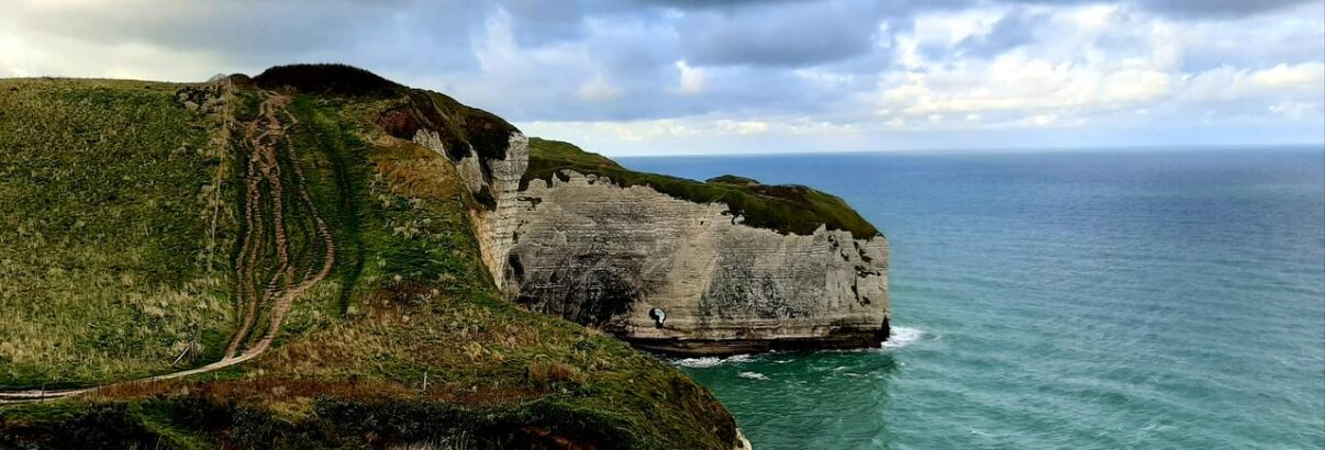 Le GR21 : Un sentier côtier d'exception en Normandie