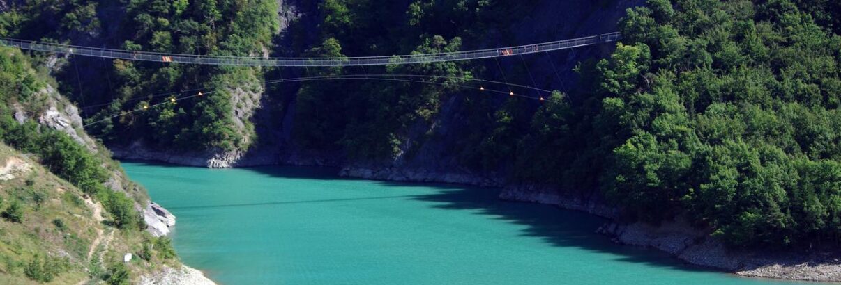 Lac de Monteynard