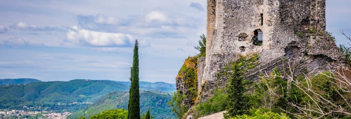 Ces deux joyaux ruraux de la vallée du Rhône gagnent à être connus