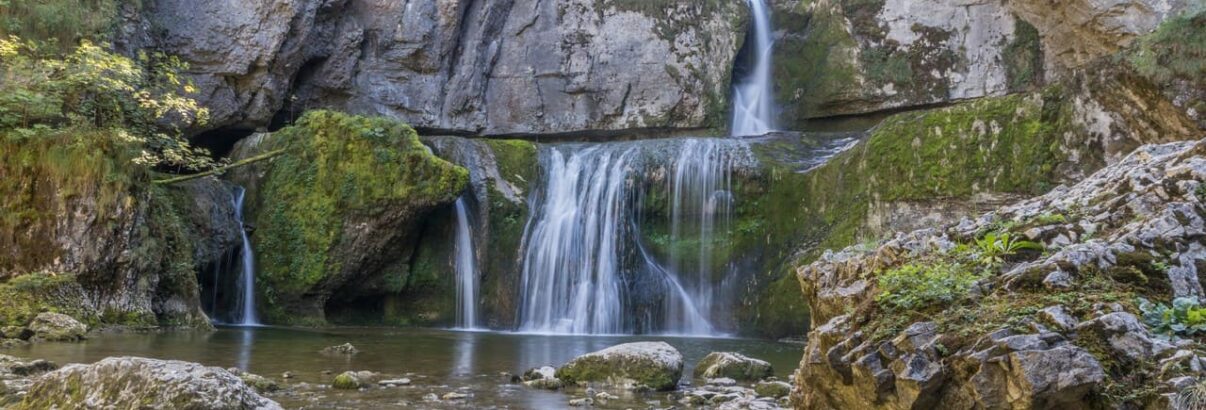 Les cascades de la Billaude : plongez dans l'histoire et les mystères du saut Claude Roy
