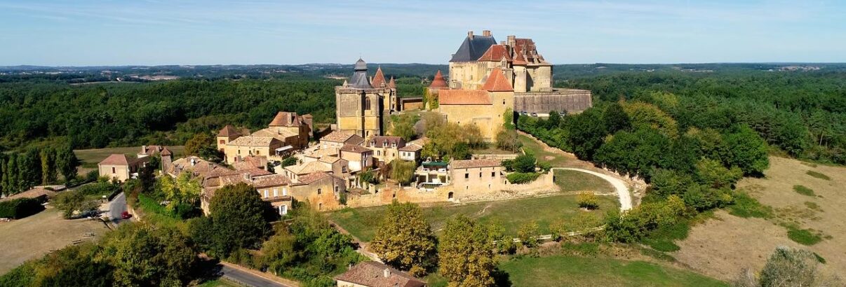 Monpazier : joyau médiéval du Périgord et bastide royale anglaise