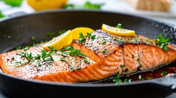 Pavé de saumon à la poêle : la recette express qui va épater vos convives
