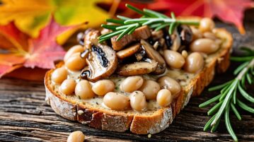 Toast de haricots blancs, romarin et champignons : l'apéritif automnal par excellence