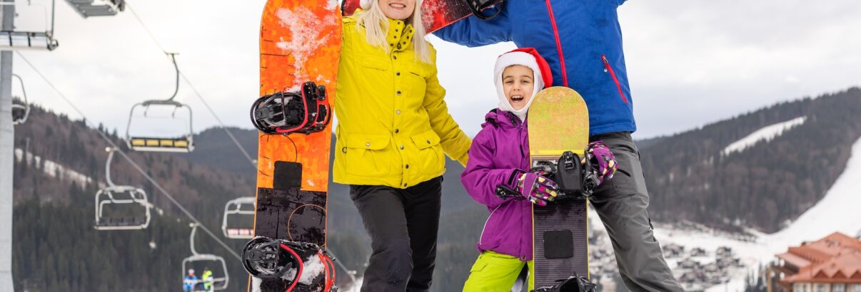 Snowboard en famille : le guide ultime pour dompter les pistes ensemble