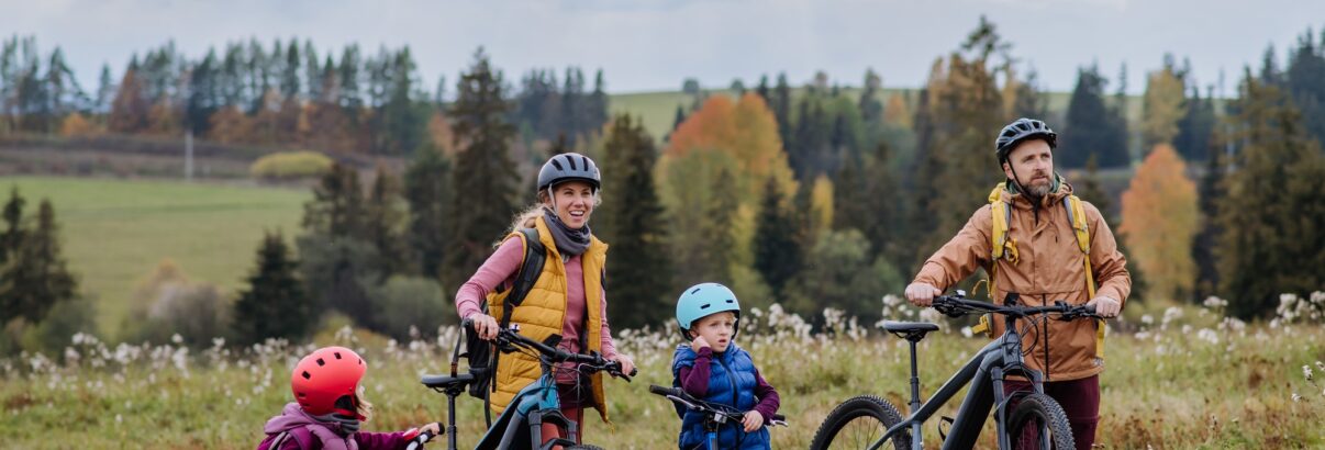 Vélo en famille : l'activité idéale pour tisser des liens et créer des souvenirs inoubliables