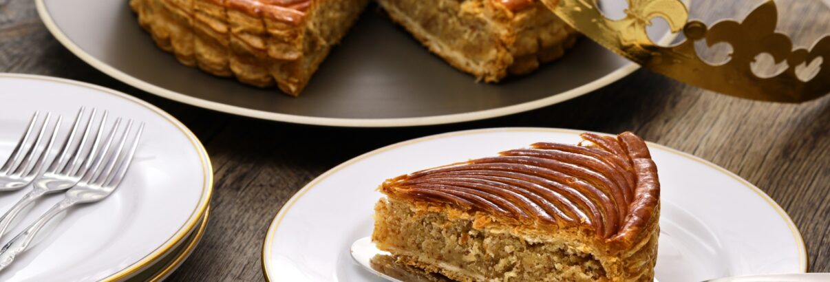 La galette des rois et sa frangipane : une histoire royale et mystérieuse