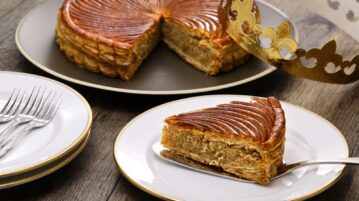 La galette des rois et sa frangipane : une histoire royale et mystérieuse