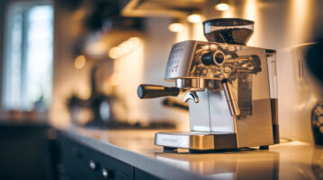 Vous pensiez que la machine à café broyeur à grain était l’ultime solution ? Découvrez les pièges à éviter !