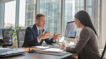 Les banquiers sont formels : ne laissez jamais trop d’argent sur votre compte, voici pourquoi