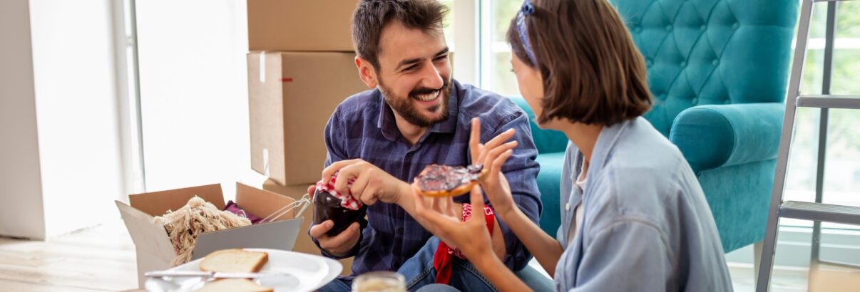 3 questions essentielles à se poser avant d'emménager ensemble (pour éviter les désillusions)
