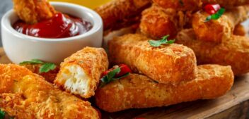 7 recettes d&rsquo;Halloumi frit ou grillé au BBQ qui vont changer votre façon de cuisiner ce fromage